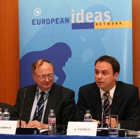 Közösségek Európája: felkészülés az EU-s elnökségre Közösségek Európája: felkészülés az EU-s elnökségre
