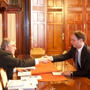 Találkozás a miniszterrel Találkozás a miniszterrel