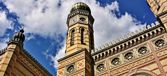 Három egri honatya a Dohány utcai zsinagógában