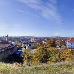 Kétmilliárdos kormányzati támogatás Heves megyének Kétmilliárdos kormányzati támogatás Heves megyének