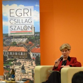 Kudlik Júlia a szeretet erejéről Kudlik Júlia a szeretet erejéről