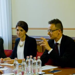 A ZF Hungária a kormány stratégiai partnere A ZF Hungária a kormány stratégiai partnere