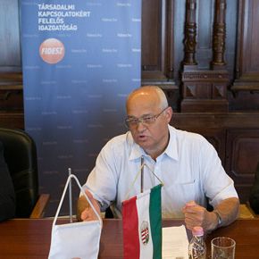 Vagyonvédelmi ágazat: Jön a rezsióradíj Vagyonvédelmi ágazat: Jön a rezsióradíj