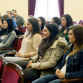 A fiataloké lett a szabadságharcos zászlaja A fiataloké lett a szabadságharcos zászlaja