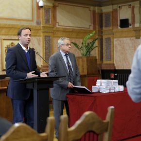 Sikeres volt az Eszterházy Petíció Sikeres volt az Eszterházy Petíció