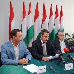 A népszavazás a megyék és a települések jövőjéről is szól A népszavazás a megyék és a települések jövőjéről is szól