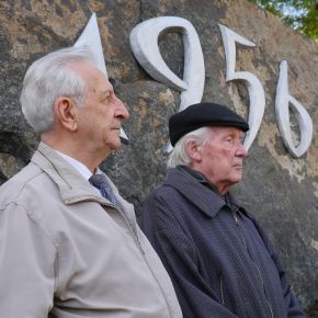 Méltó módon emlékezünk 1956 hatvanadik évfordulójára Méltó módon emlékezünk 1956 hatvanadik évfordulójára