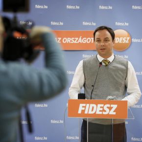 Erősödő gazdaság: nagyobb bér, kisebb adó Erősödő gazdaság: nagyobb bér, kisebb adó