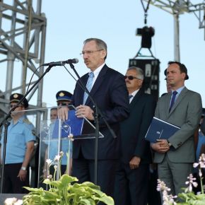 Nyitrai Zsolt a miniszterelnök üzenetét tolmácsolta a polgárőr napon Nyitrai Zsolt a miniszterelnök üzenetét tolmácsolta a polgárőr napon