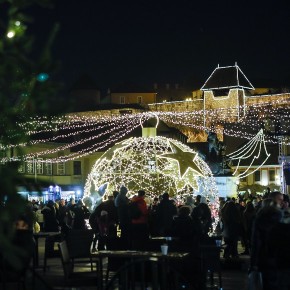 Adventi gyertyagyújtás Egerben és Andornaktályán Adventi gyertyagyújtás Egerben és Andornaktályán