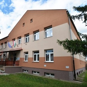 Bérlakás fiataloknak: 4 év alatt 4 milliárd Füzesabonynak! Bérlakás fiataloknak: 4 év alatt 4 milliárd Füzesabonynak!