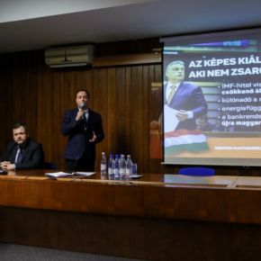 Nyitrai Zsolt: Az elkövetkező évtizedekről is szól a választás Nyitrai Zsolt: Az elkövetkező évtizedekről is szól a választás