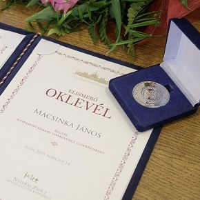 Képviselői elismerések március 15-e alkalmából Képviselői elismerések március 15-e alkalmából