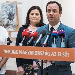 Adománygyűjtés az árvíz- és viharkárosultak megsegítésére Adománygyűjtés az árvíz- és viharkárosultak megsegítésére